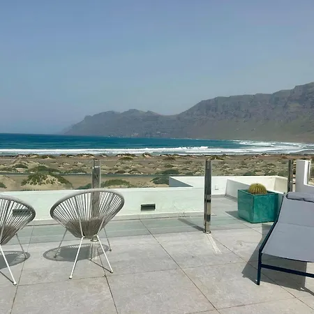 Ocean View House Feriehus Famara