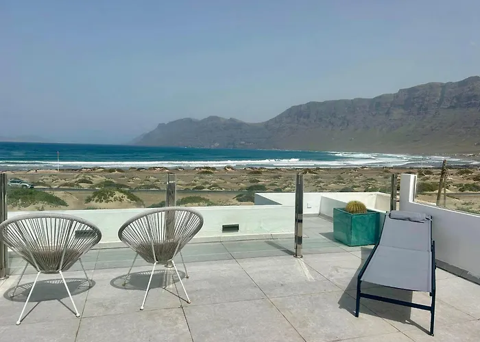 Ocean View House Feriehus Famara