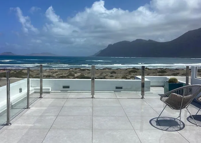 Ocean View House Casa de Férias Famara