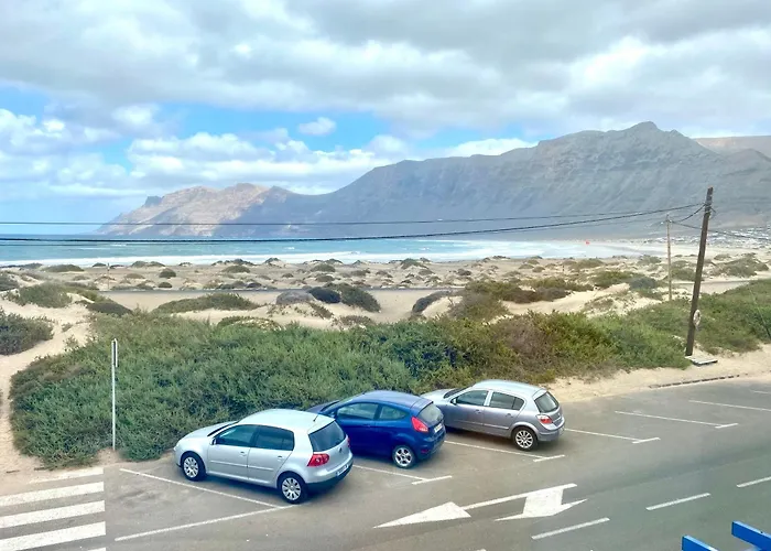 Ocean View House * Famara