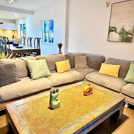 Ocean View House 度假居 法马拉