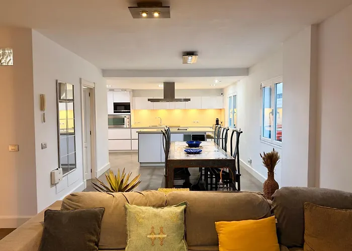 Ocean View House 法马拉