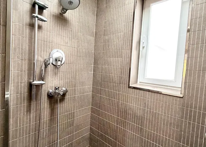 度假居 Ocean View House 法马拉