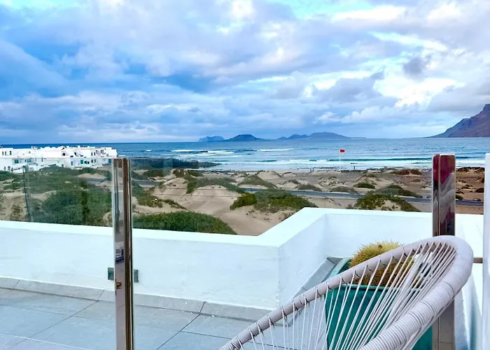 Ocean View House 度假居 法马拉